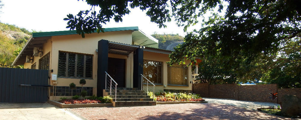 85 Ehmke Guesthouse Mbombela Exterior photo